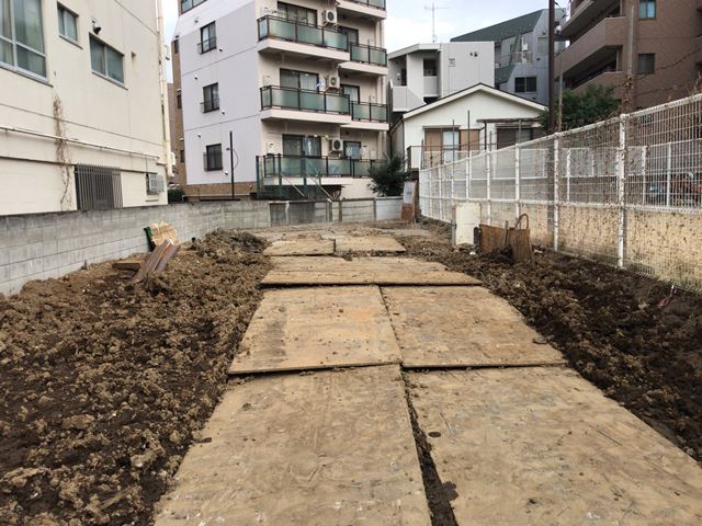 東京都豊島区北大塚の地中埋設物撤去工事後の様子です。